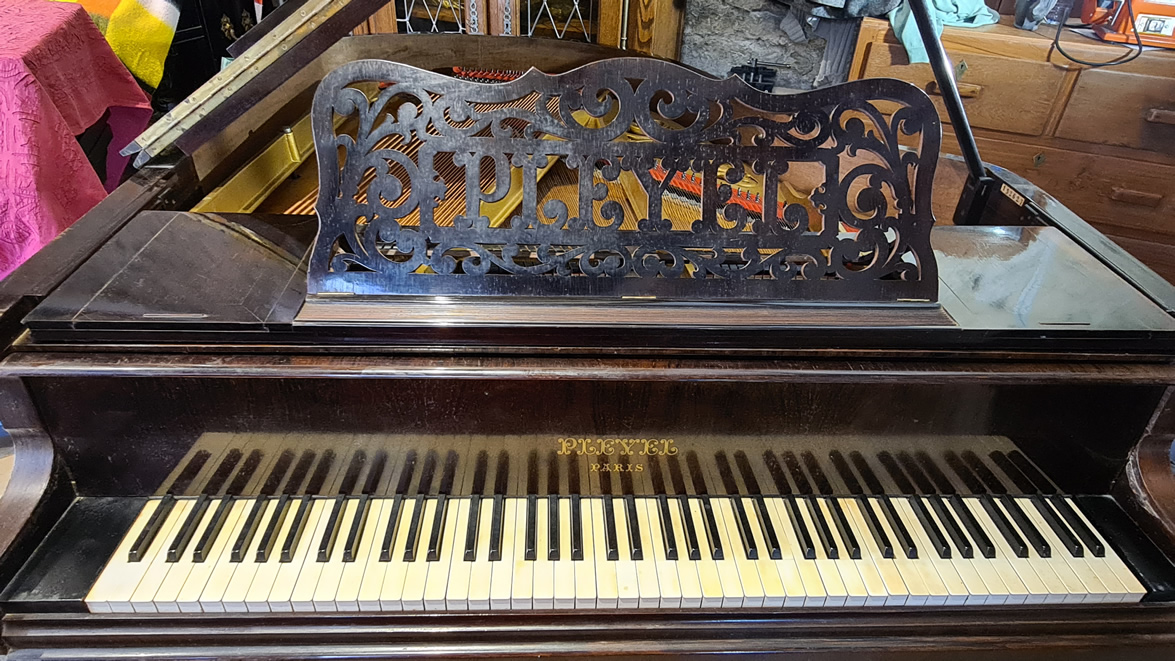 PIANO QUART DE QUEUE PLEYEL 3Bis 1911 PIANO QUART DE QUEUE PLEYEL 3Bis 1911
