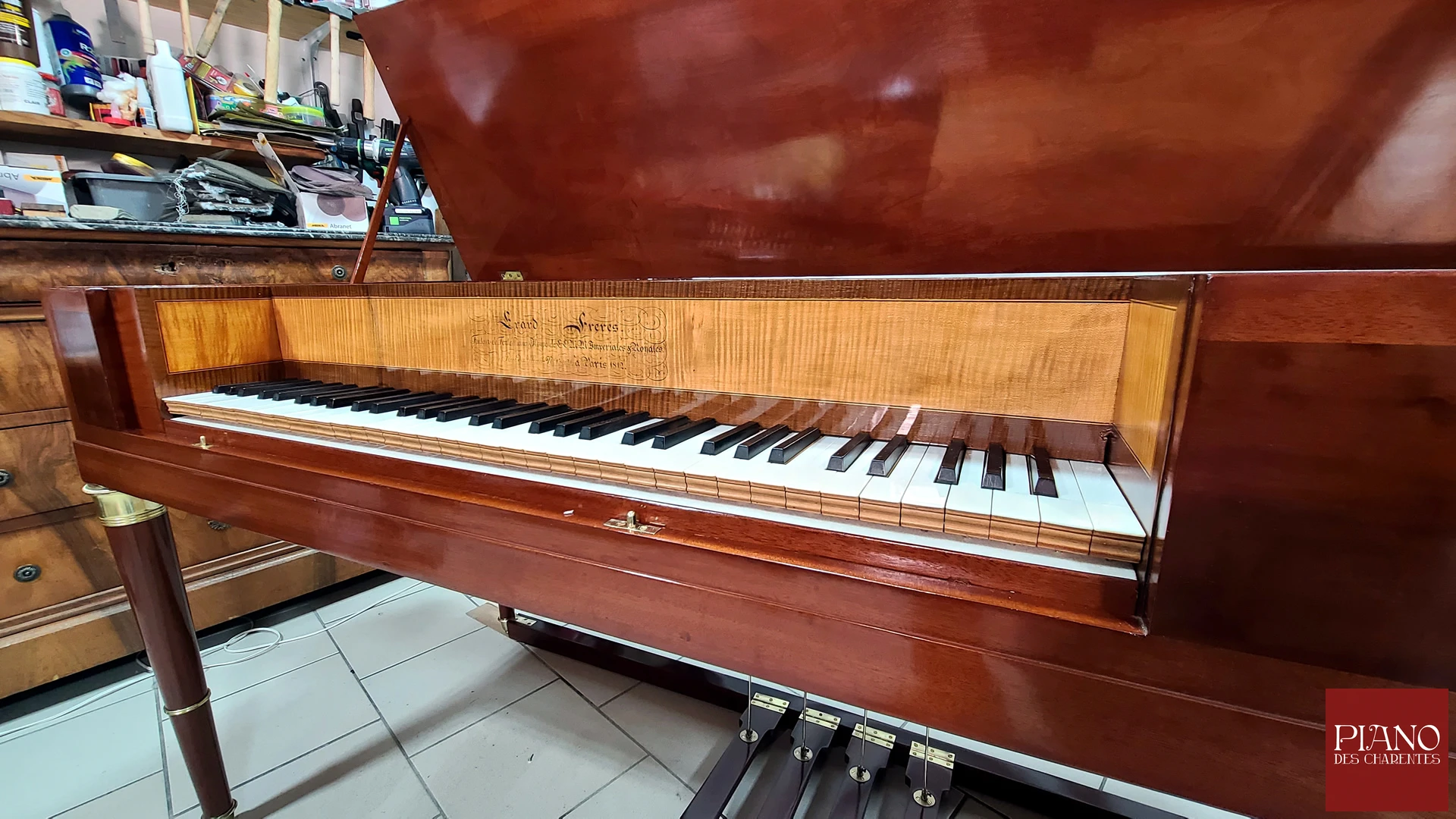 Piano Forte Carré ERARD 1812 acajou de Cuba