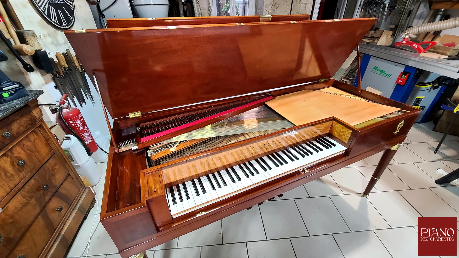 Piano Forte Carré ERARD 1812 acajou de Cuba