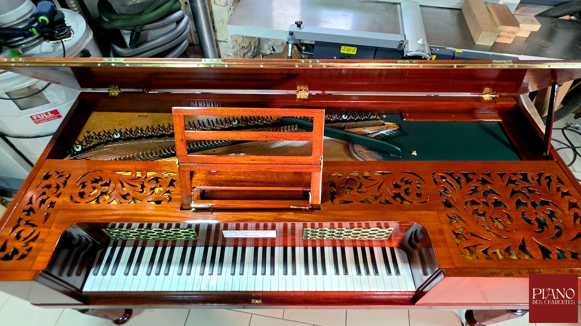 broadwood piano forte acajou 1843