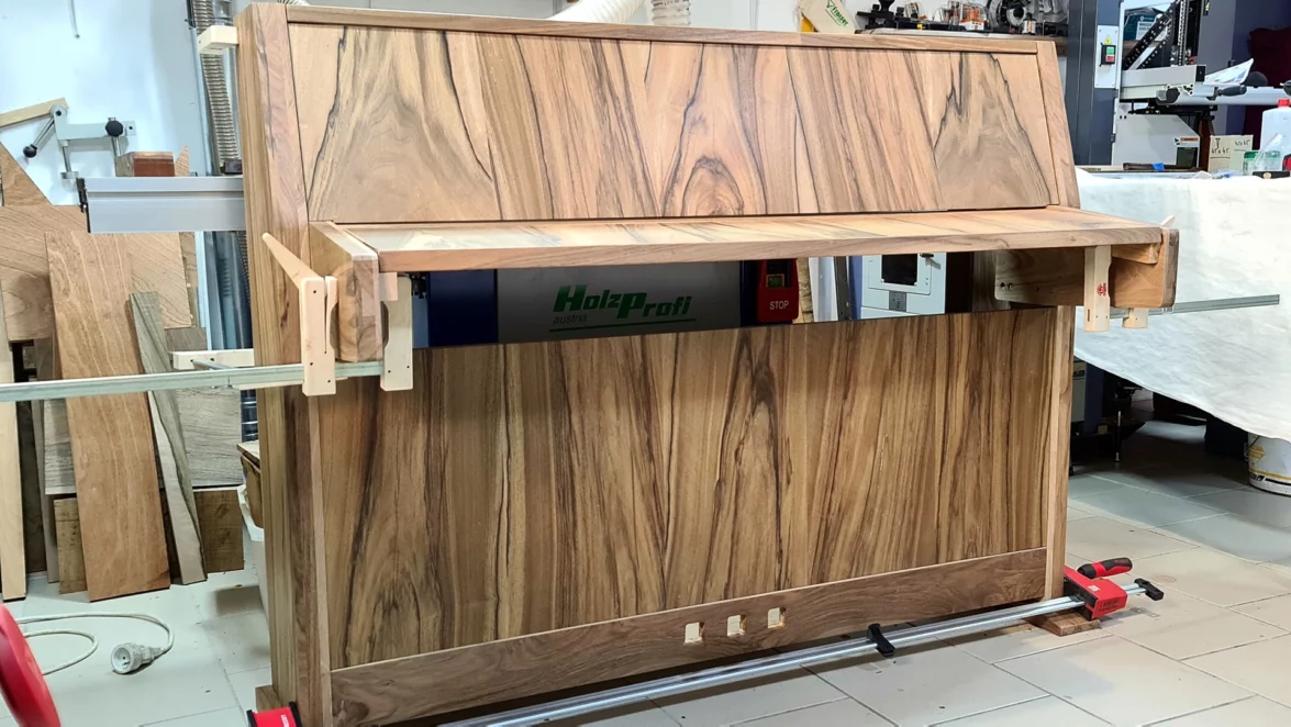 fabrication-meuble-noyer-sur-mesure
