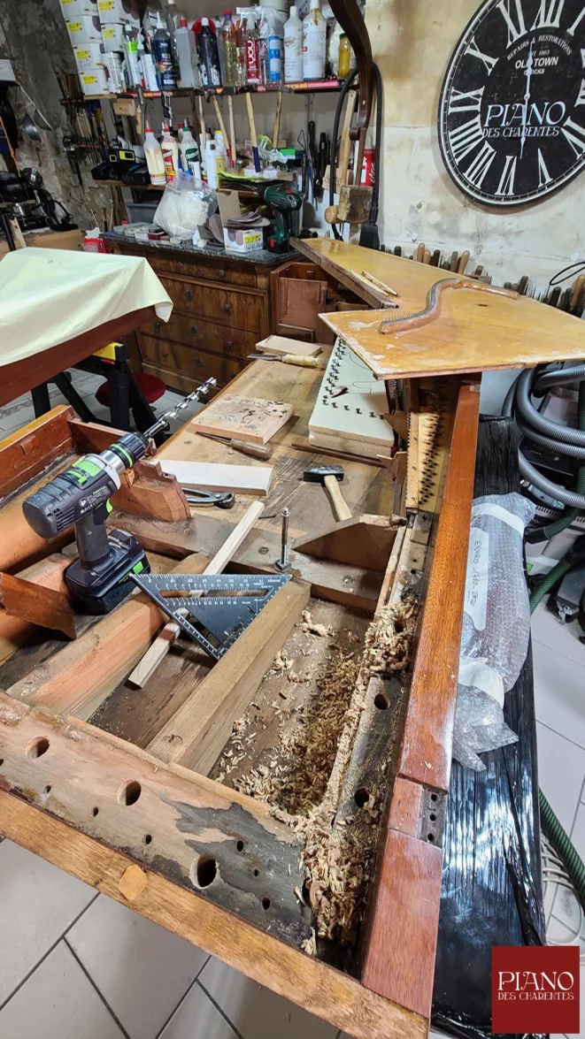 broadwood 1843 depose table harmonie