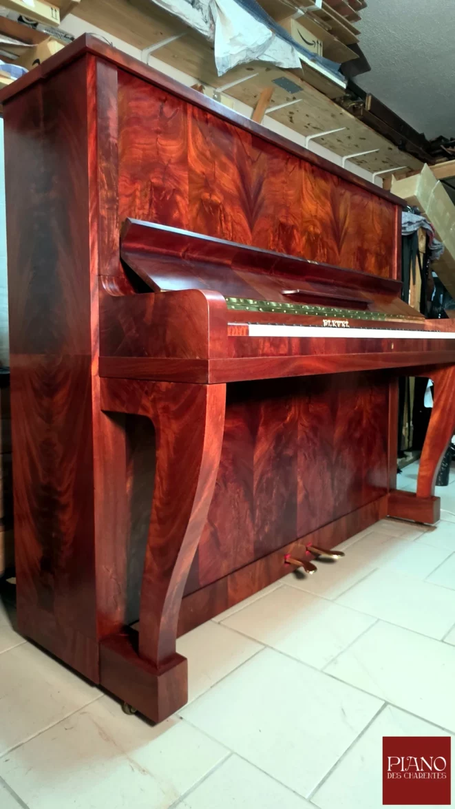 pleyel 1947 art deco acajou cuba finition rempli cire